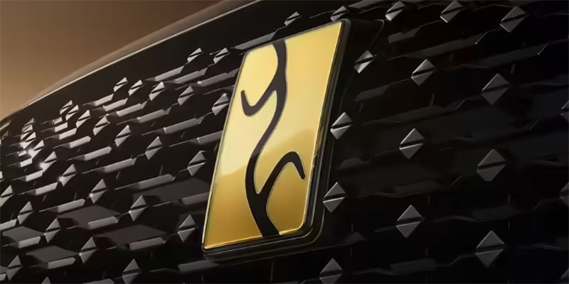 24K纯金甲骨文车标 比亚迪仰望U8L鼎世版31号预售
