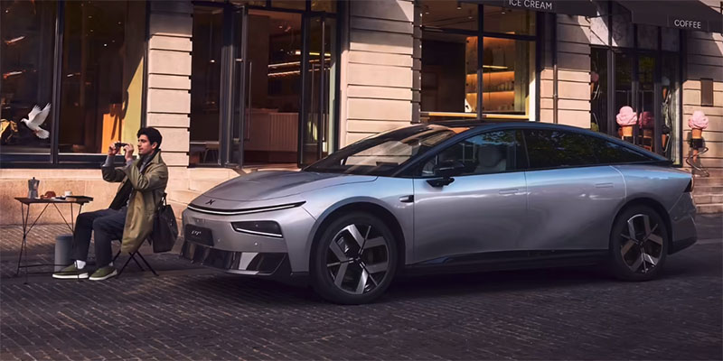 2026款小鹏P7+正式官宣 纯电/增程双版本齐发 36国同步发布