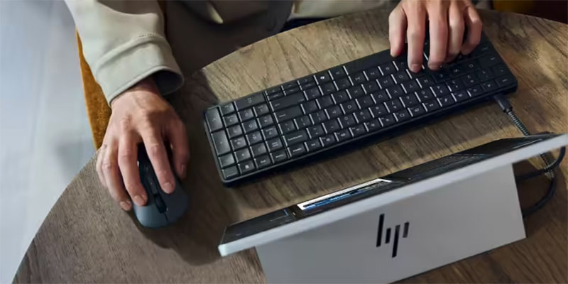 惠普发布全球首款键盘式AI PC Eliteboard G1a，12mm机身集成完整x86平台