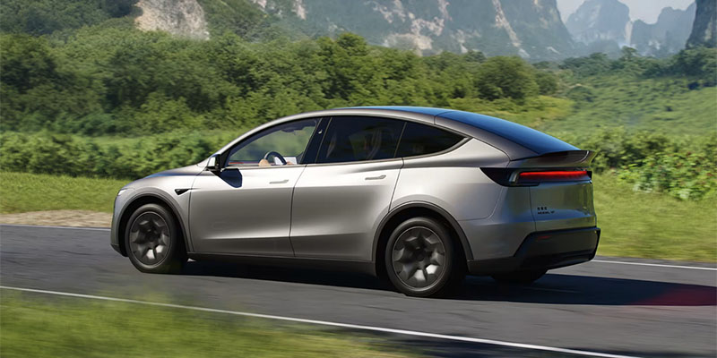 马斯克官宣：特斯拉FSD下月有望获欧中批准 人形机器人2027年底开售